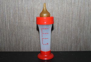 бутылочка для котенка