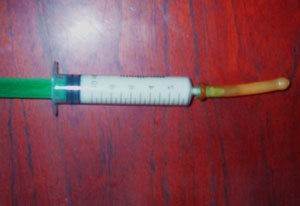 шприц с пипеткой